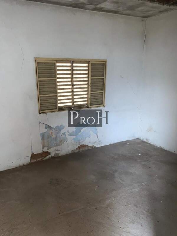 Casa à venda com 8 quartos, 180m² - Foto 15