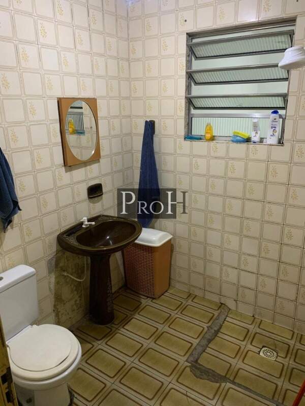 Casa à venda com 8 quartos, 180m² - Foto 17