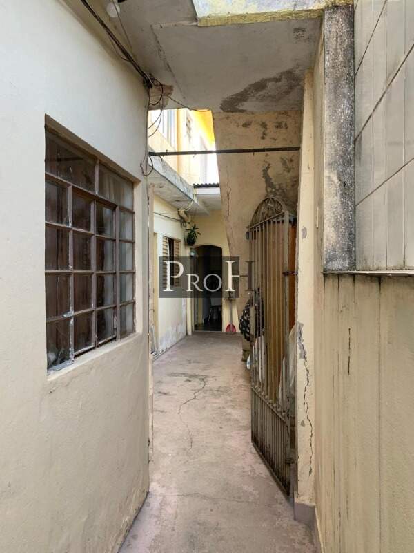 Casa à venda com 8 quartos, 180m² - Foto 23
