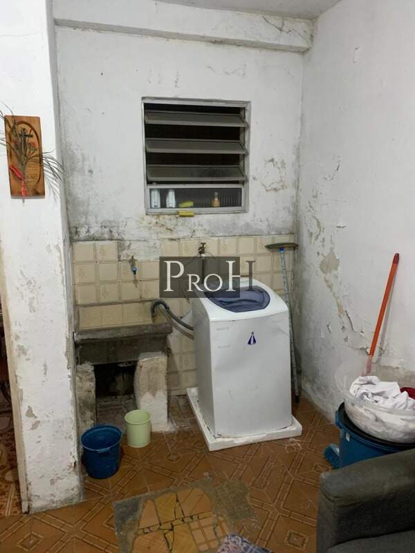 Casa à venda com 8 quartos, 180m² - Foto 7