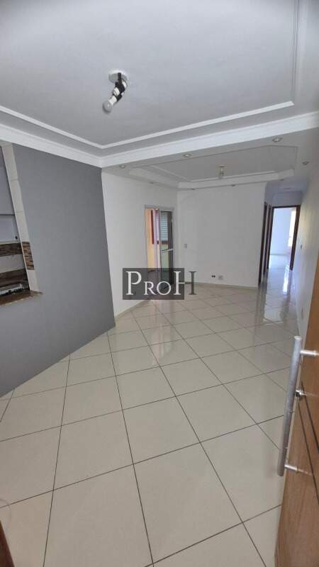Apartamento à venda com 2 quartos, 67m² - Foto 2