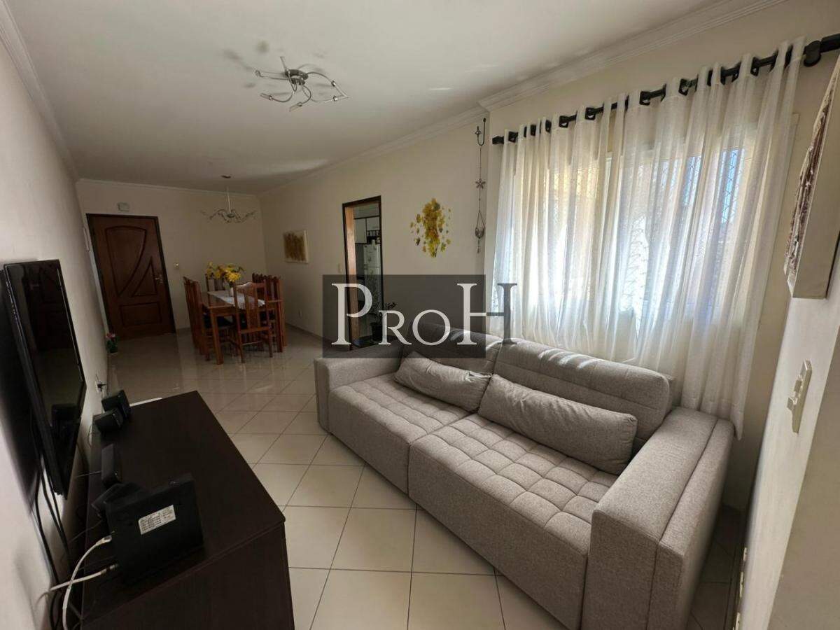 Apartamento para alugar com 3 quartos, 120m² - Foto 1