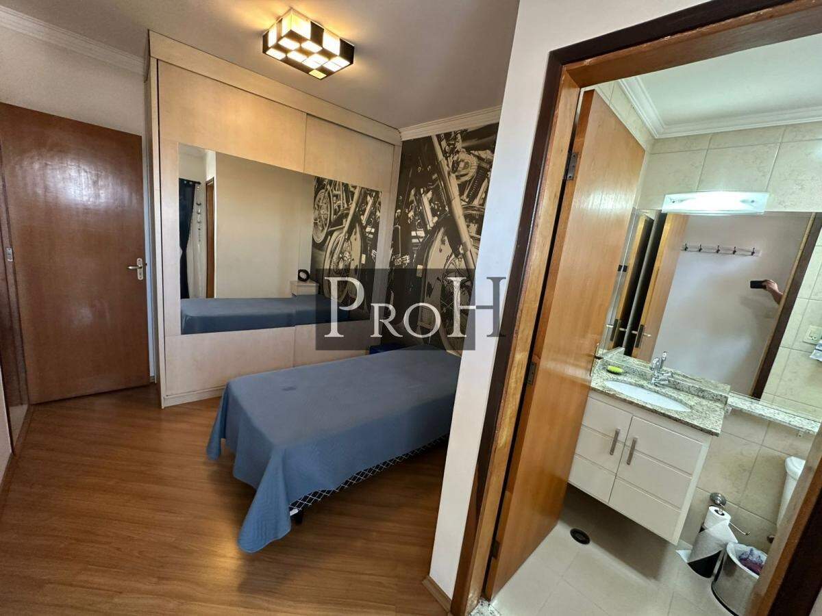 Apartamento para alugar com 3 quartos, 120m² - Foto 11