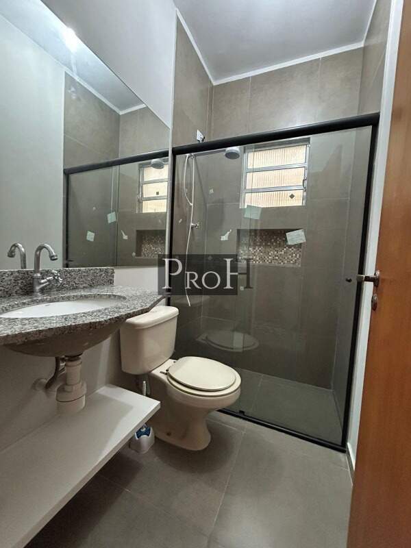 Casa para alugar com 2 quartos, 80m² - Foto 7