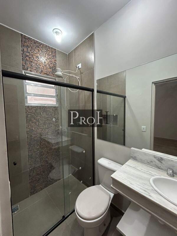 Casa para alugar com 2 quartos, 80m² - Foto 8