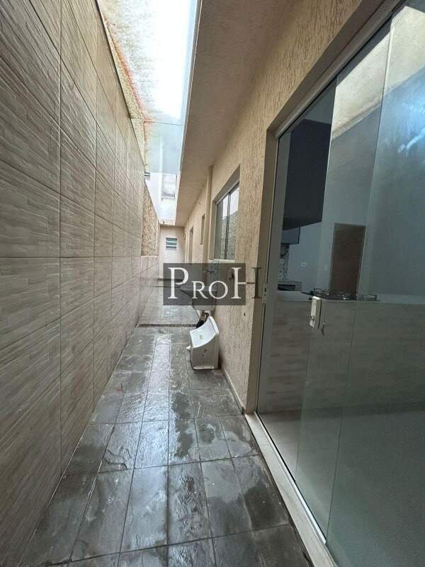 Casa para alugar com 2 quartos, 80m² - Foto 9