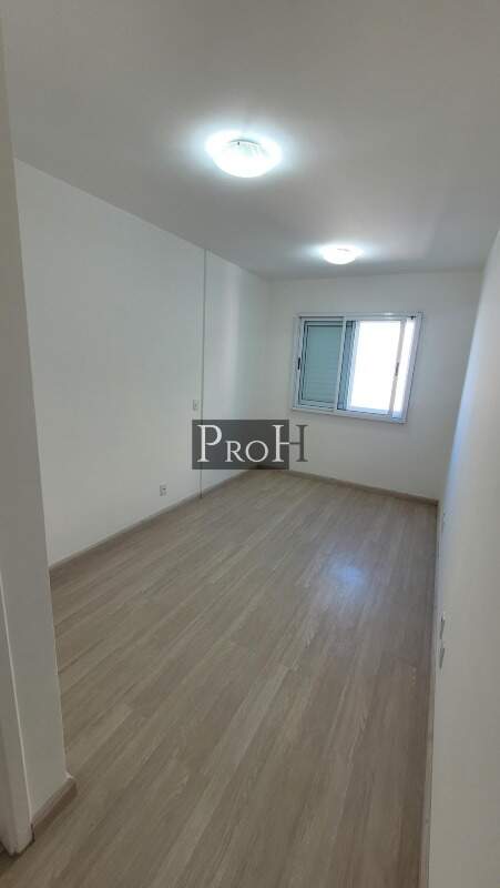 Apartamento à venda com 2 quartos, 66m² - Foto 9