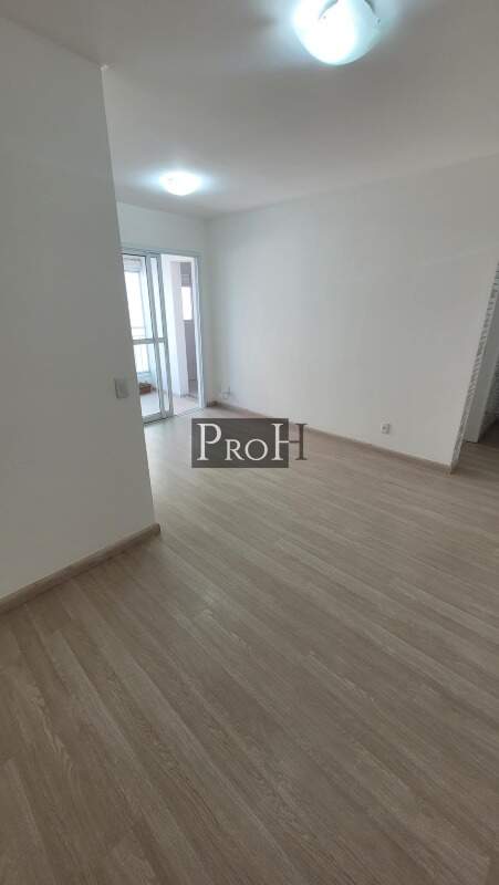 Apartamento à venda com 2 quartos, 66m² - Foto 2