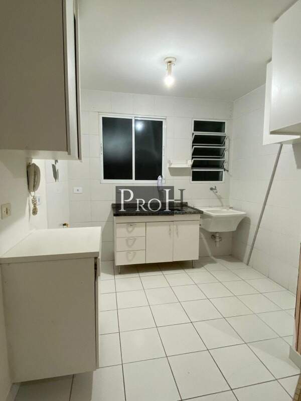 Apartamento à venda com 2 quartos, 44m² - Foto 4