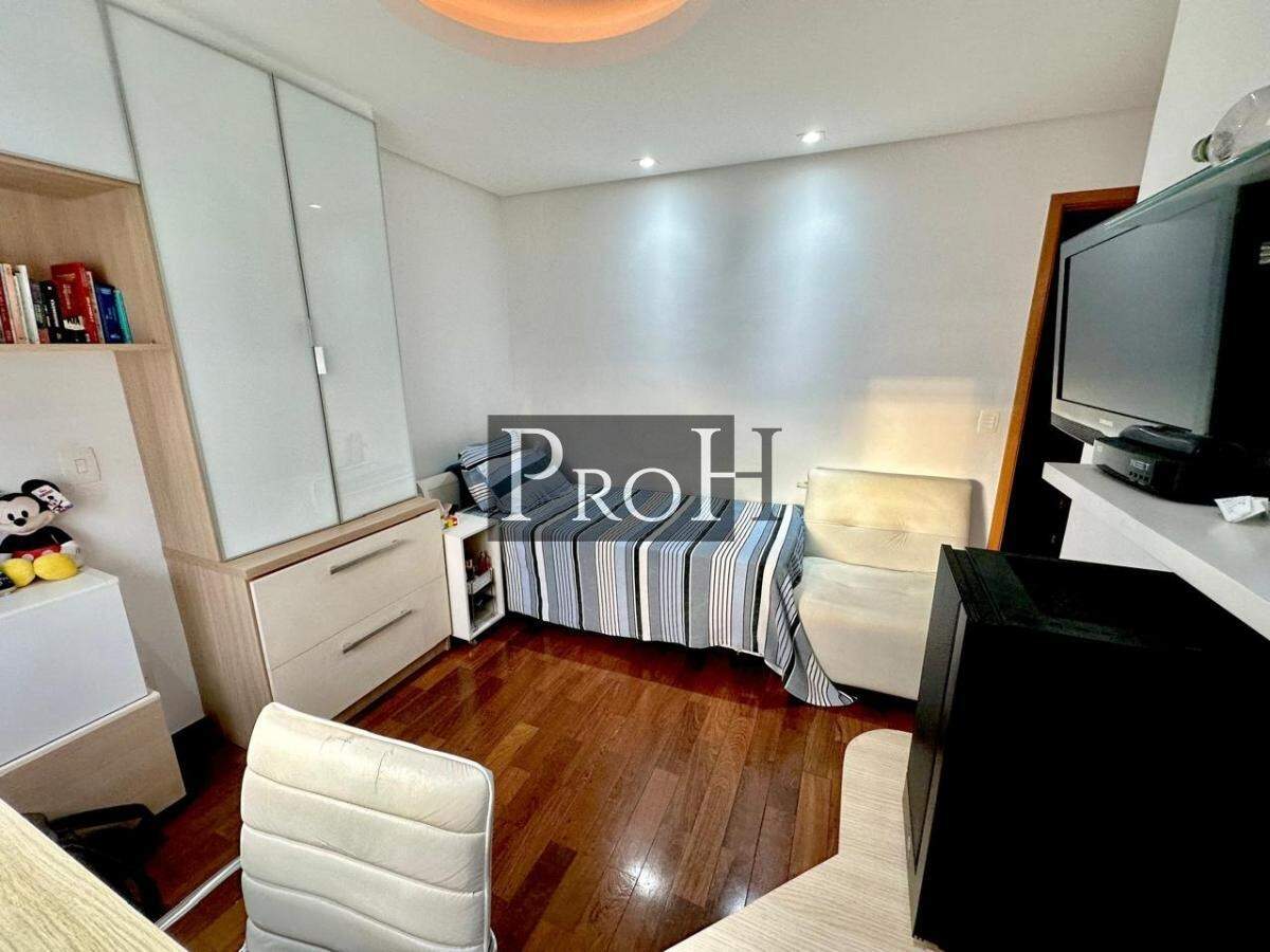Apartamento para alugar com 3 quartos, 177m² - Foto 12