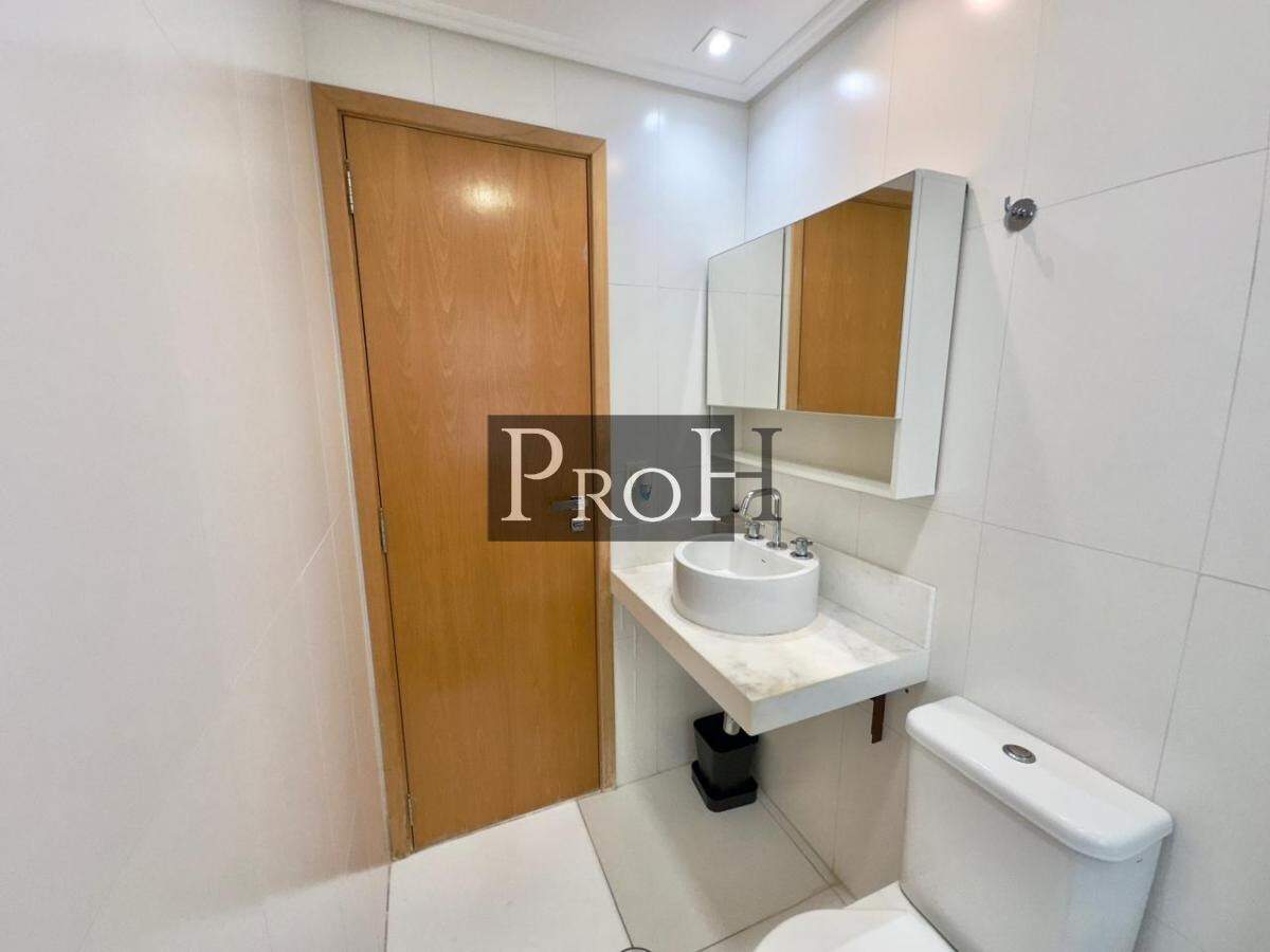 Apartamento para alugar com 3 quartos, 177m² - Foto 15