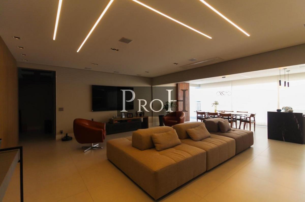 Cobertura, 3 quartos, 270 m² - Foto 1