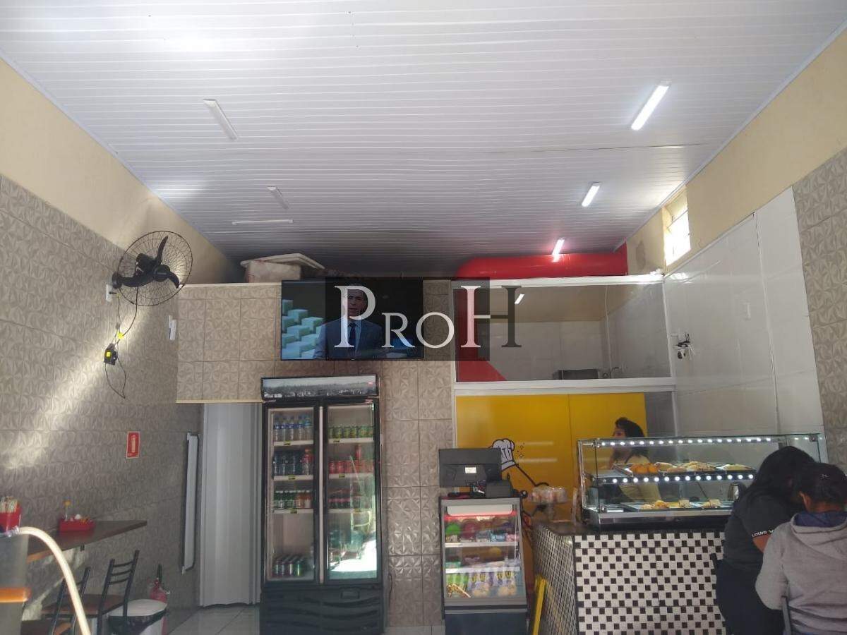 Casa à venda com 3 quartos, 168m² - Foto 8