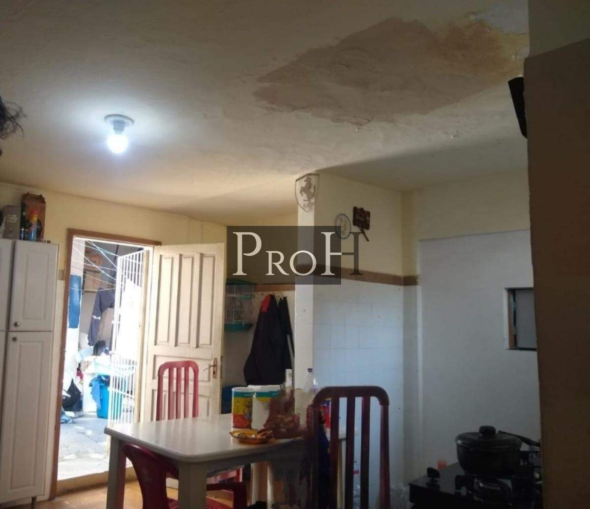 Casa à venda com 3 quartos, 168m² - Foto 4