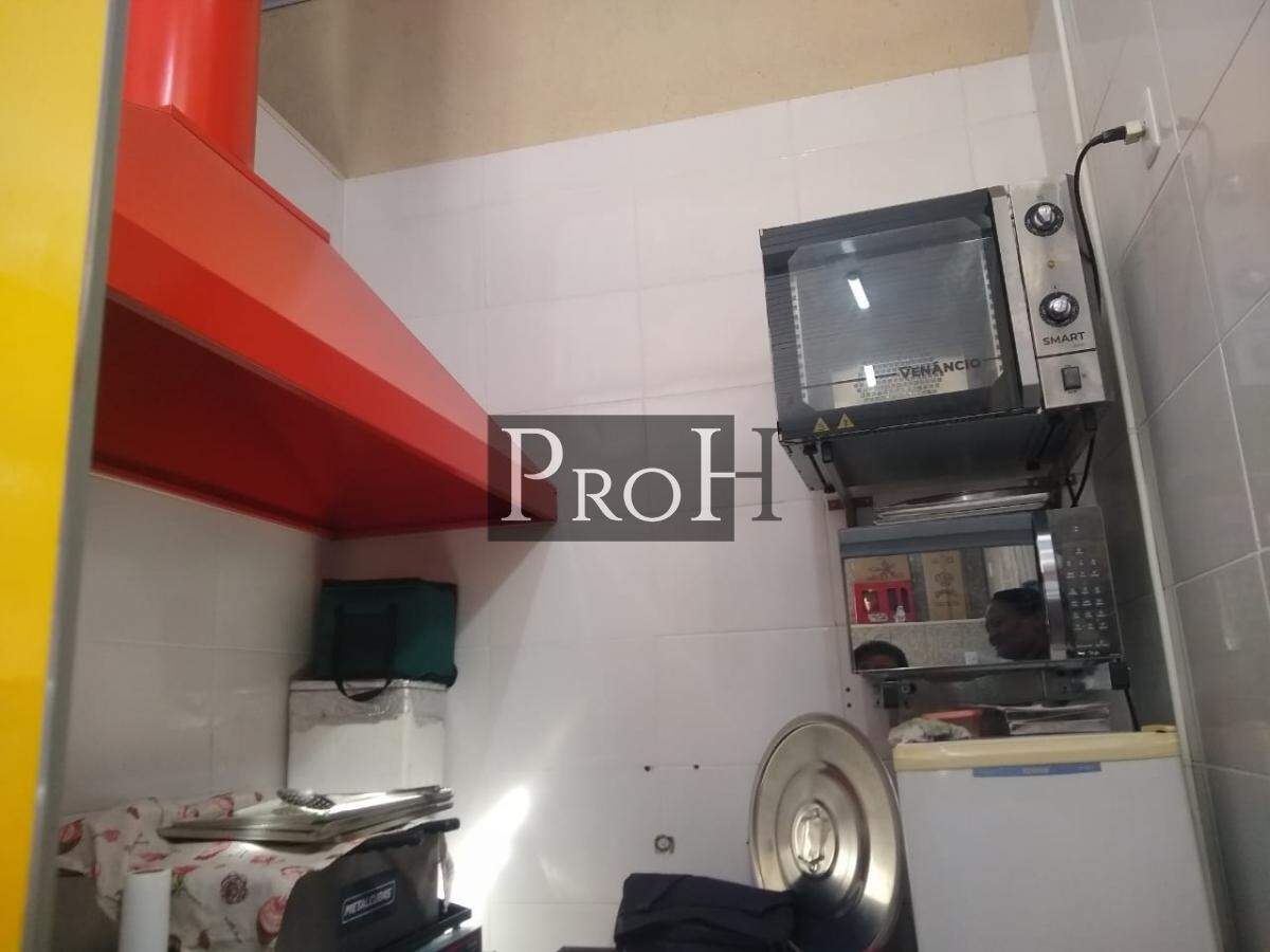 Casa à venda com 3 quartos, 168m² - Foto 9