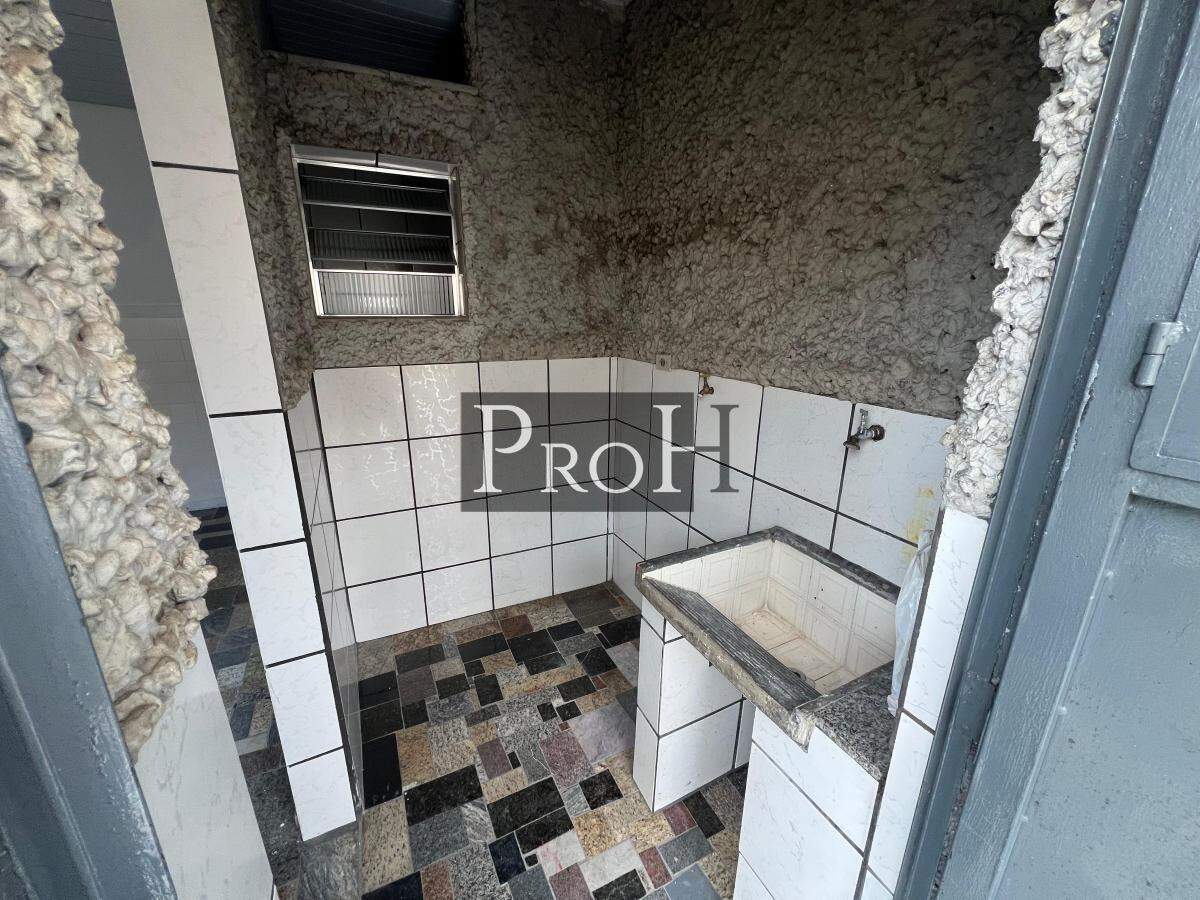 Casa para alugar com 1 quarto, 60m² - Foto 3