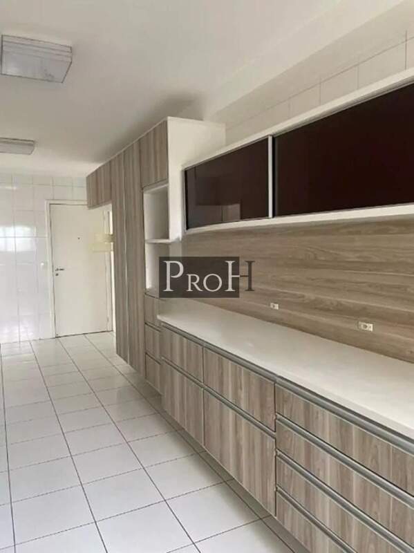 Apartamento à venda com 4 quartos, 242m² - Foto 5
