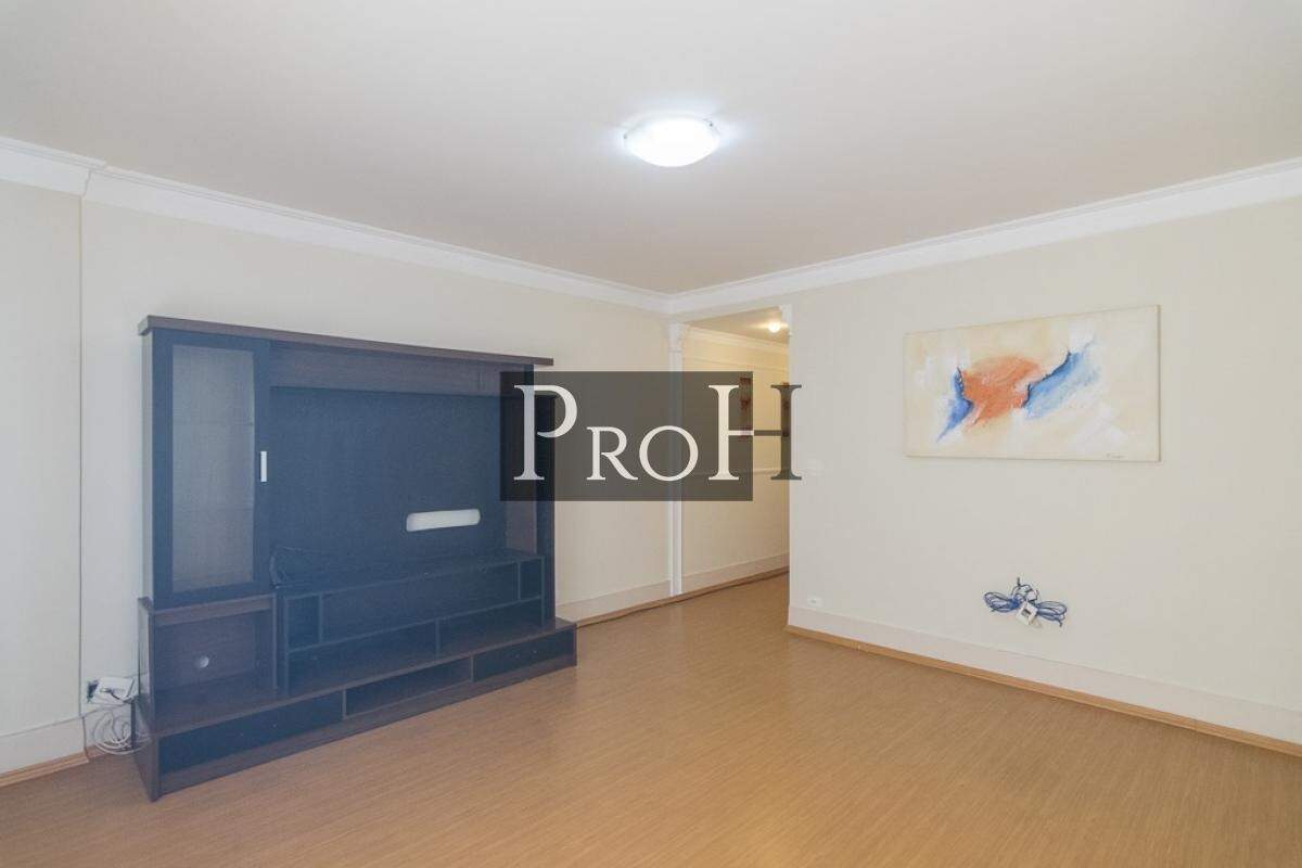 Apartamento à venda com 3 quartos, 140m² - Foto 2