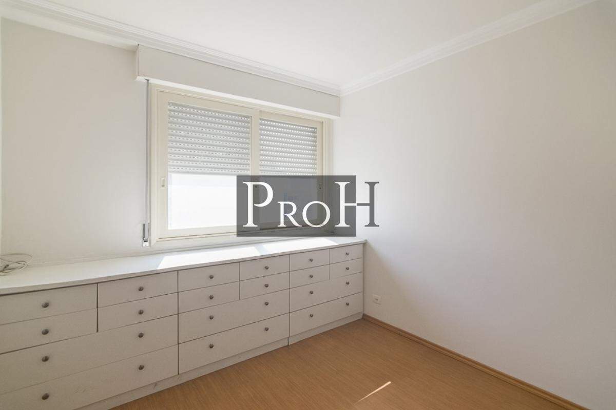 Apartamento à venda com 3 quartos, 140m² - Foto 11