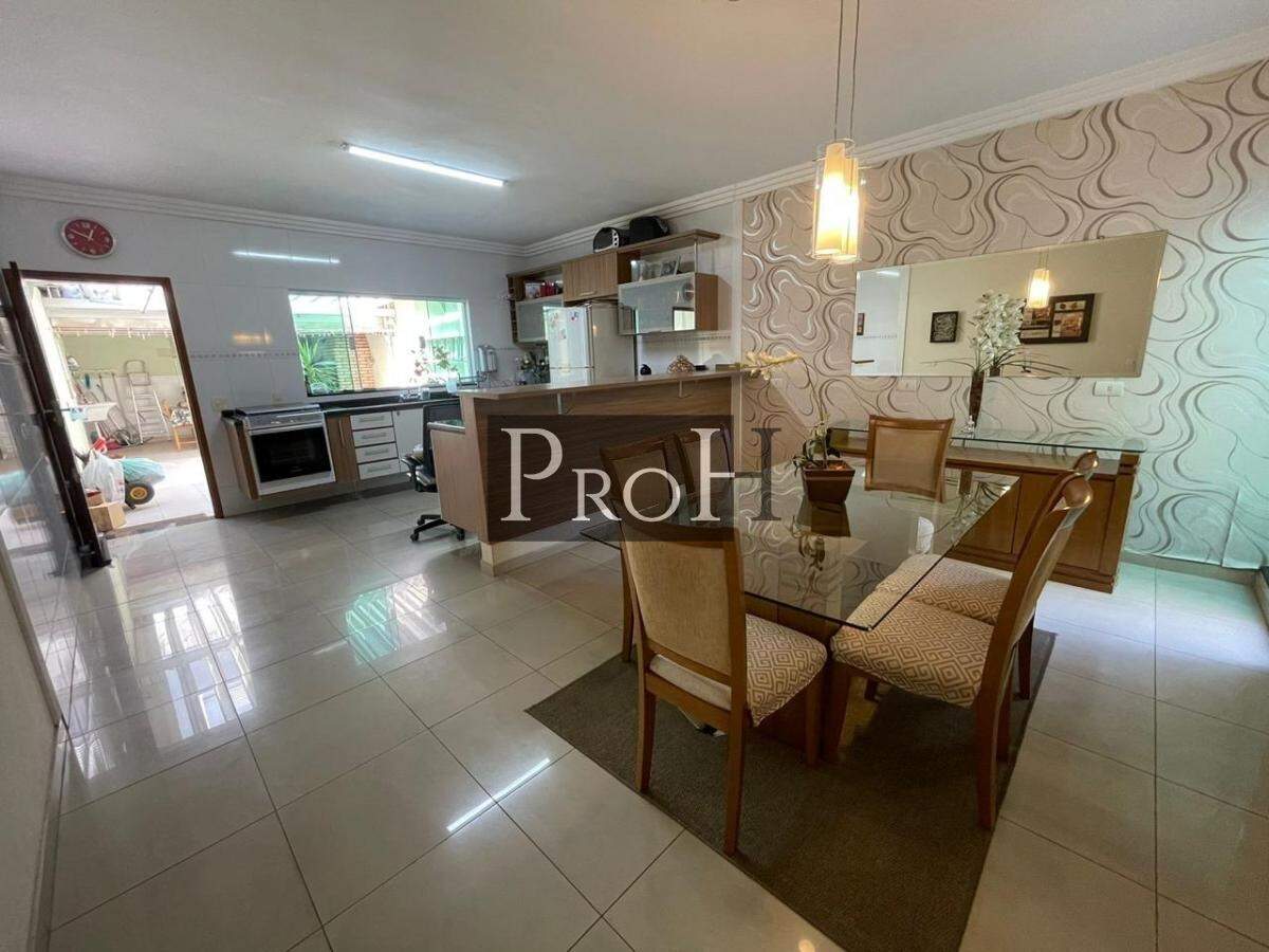 Sobrado à venda com 3 quartos, 233m² - Foto 3