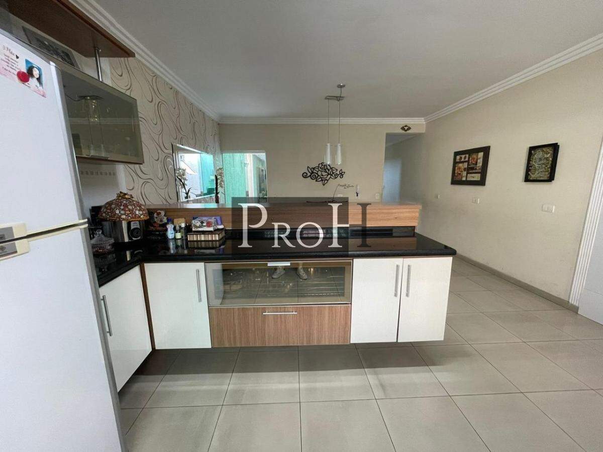 Sobrado à venda com 3 quartos, 233m² - Foto 6