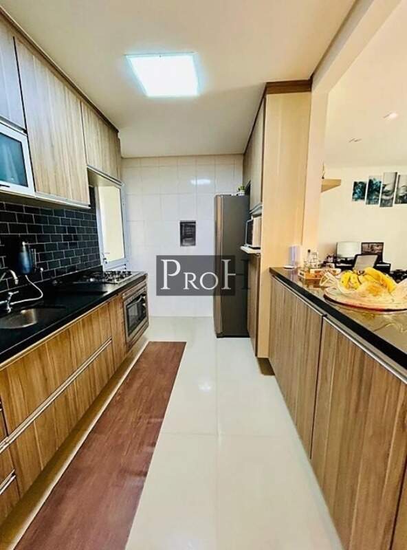 Apartamento à venda com 3 quartos, 96m² - Foto 7