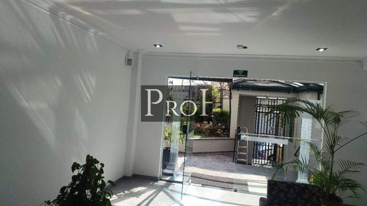 Apartamento para alugar com 2 quartos, 64m² - Foto 11