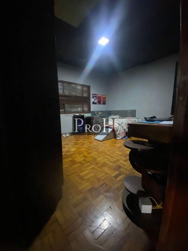 Casa à venda com 3 quartos, 287m² - Foto 11