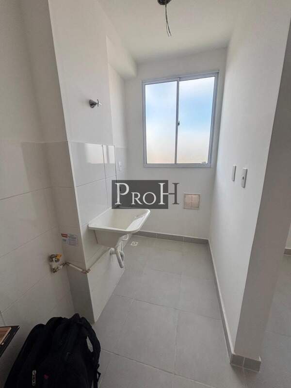 Apartamento para alugar com 2 quartos, 36m² - Foto 5