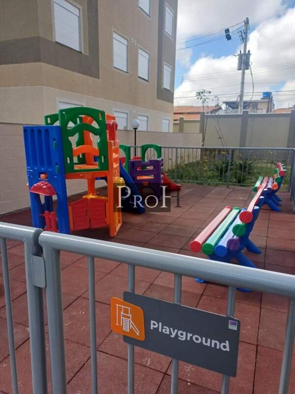 Apartamento para alugar com 2 quartos, 36m² - Foto 11