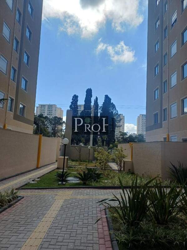Apartamento para alugar com 2 quartos, 36m² - Foto 15