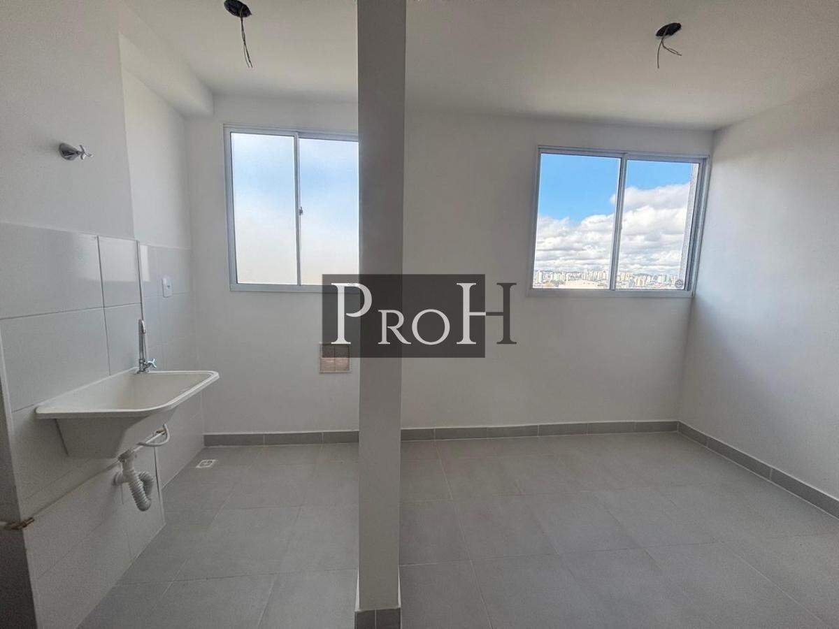 Apartamento para alugar com 2 quartos, 36m² - Foto 4