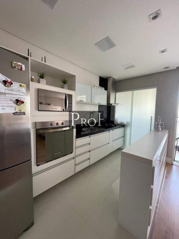 Apartamento à venda com 3 quartos, 72m² - Foto 7