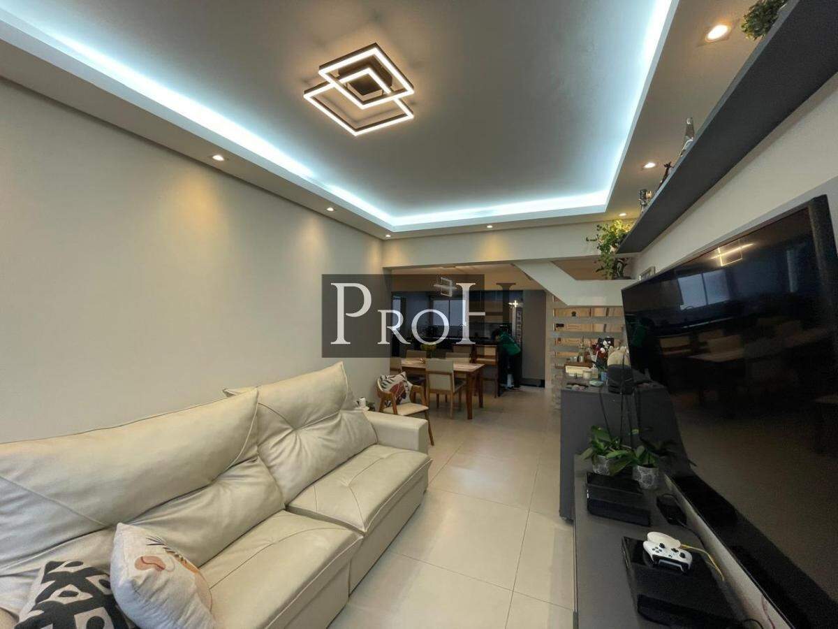 Cobertura à venda com 4 quartos, 210m² - Foto 1