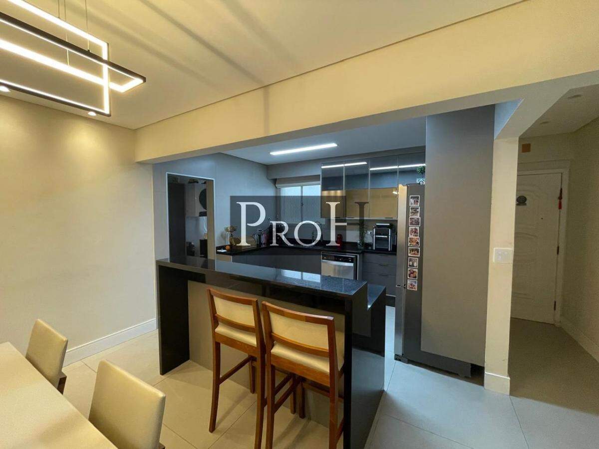 Cobertura à venda com 4 quartos, 210m² - Foto 3