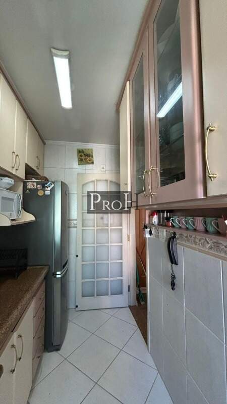 Apartamento à venda com 2 quartos, 47m² - Foto 10