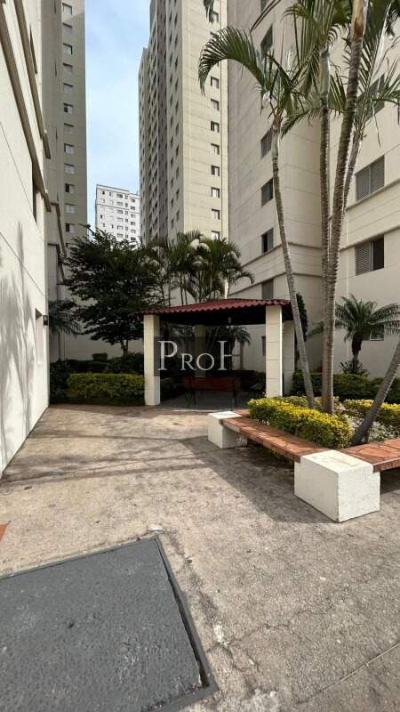 Apartamento à venda com 2 quartos, 47m² - Foto 28