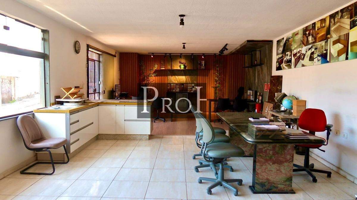 Sobrado à venda com 3 quartos, 700m² - Foto 3