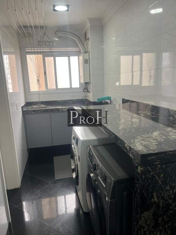 Apartamento à venda com 4 quartos, 180m² - Foto 4