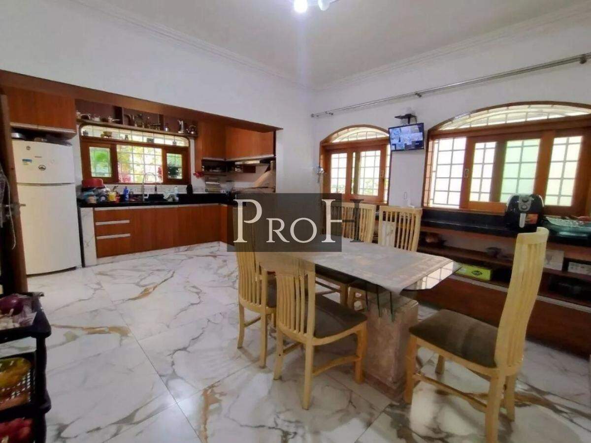 Sobrado à venda com 4 quartos, 478m² - Foto 4