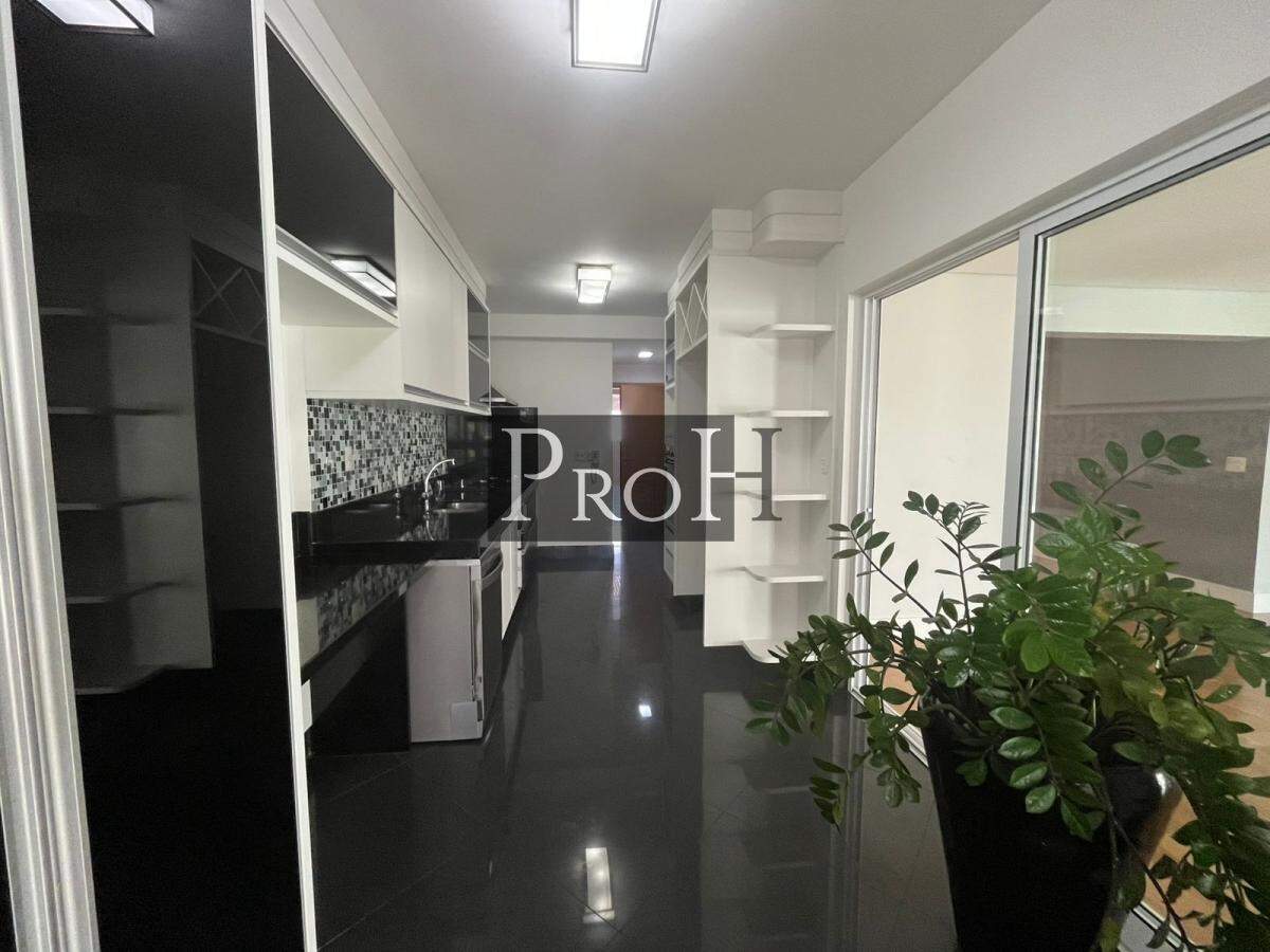 Apartamento, 4 quartos, 243 m² - Foto 8