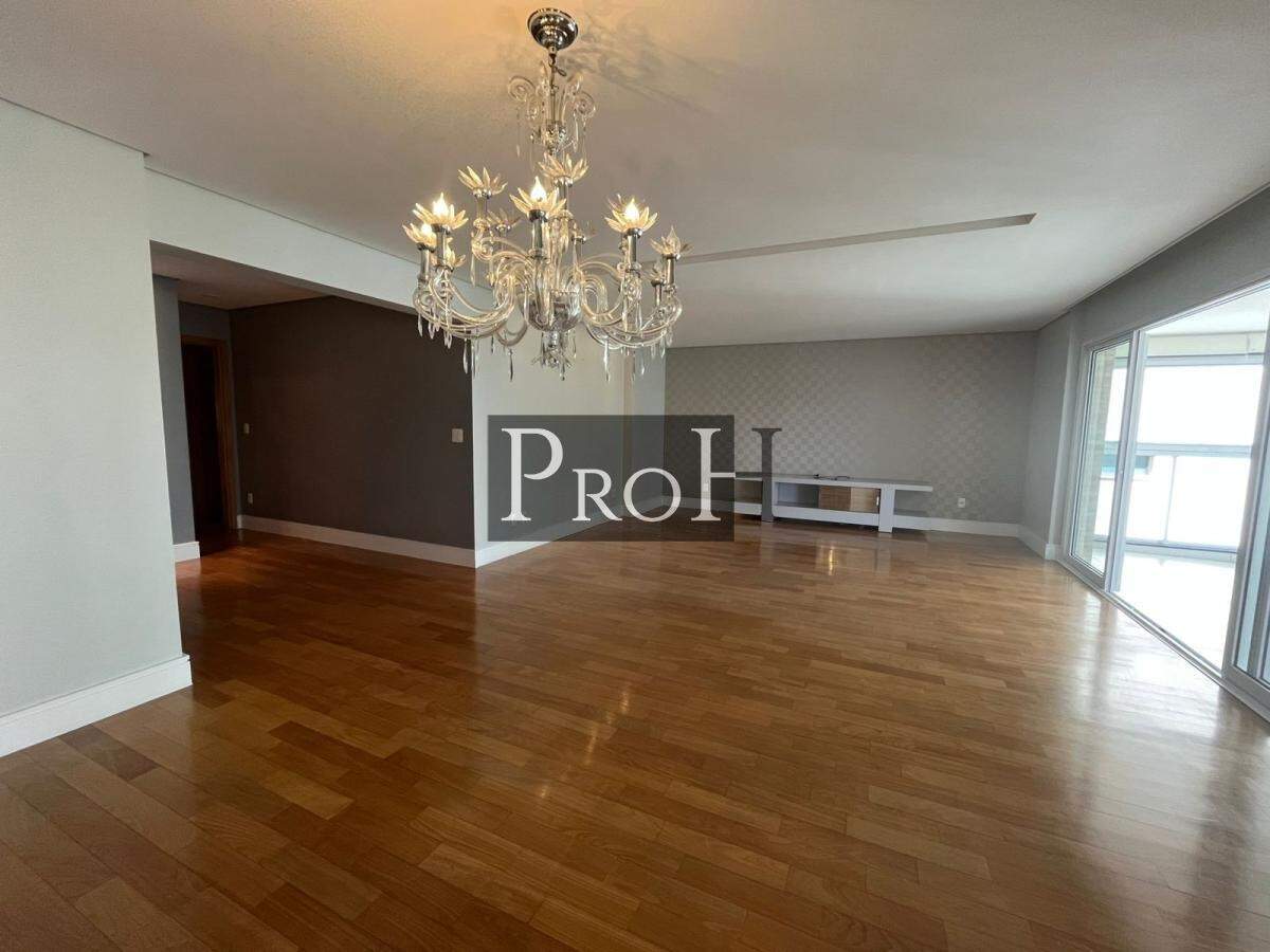 Apartamento, 4 quartos, 243 m² - Foto 2