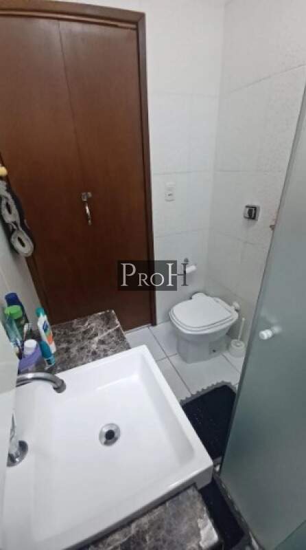 Casa à venda com 2 quartos, 145m² - Foto 17