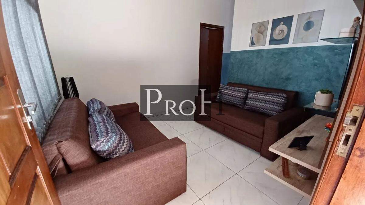 Casa à venda com 2 quartos, 145m² - Foto 2
