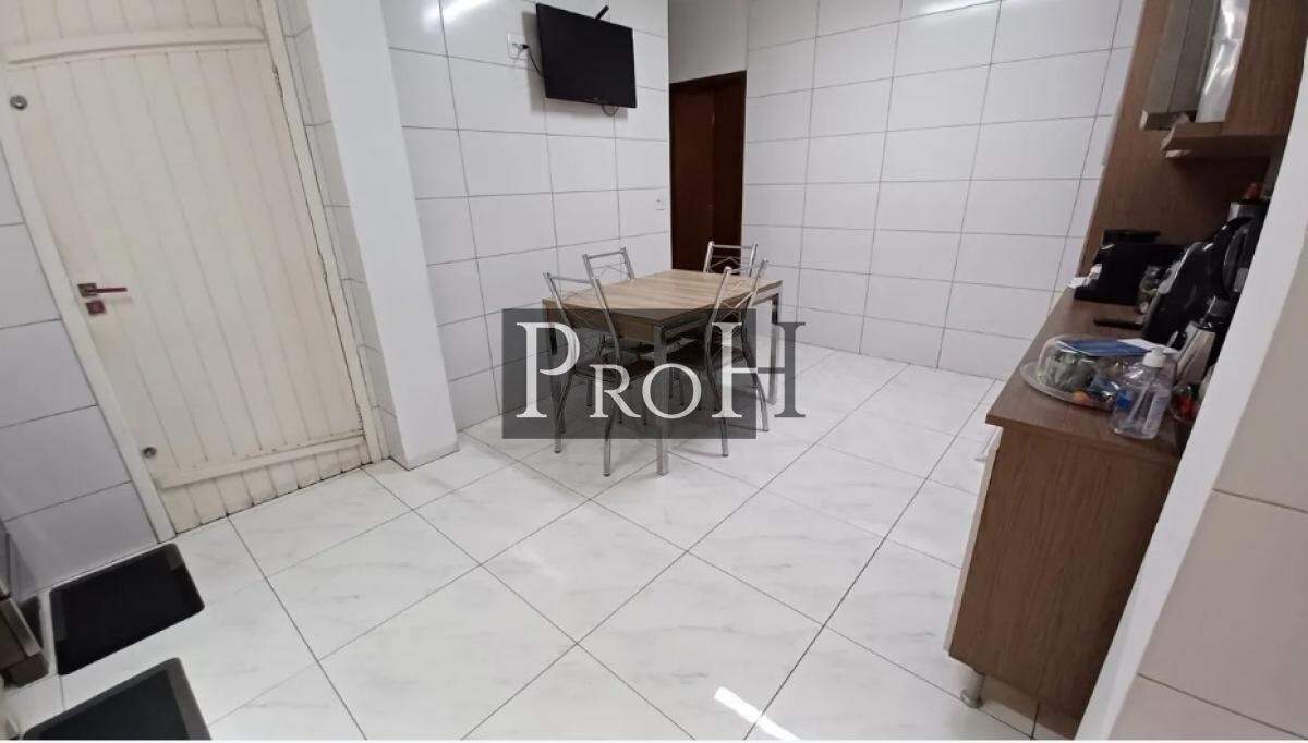 Casa à venda com 2 quartos, 145m² - Foto 8