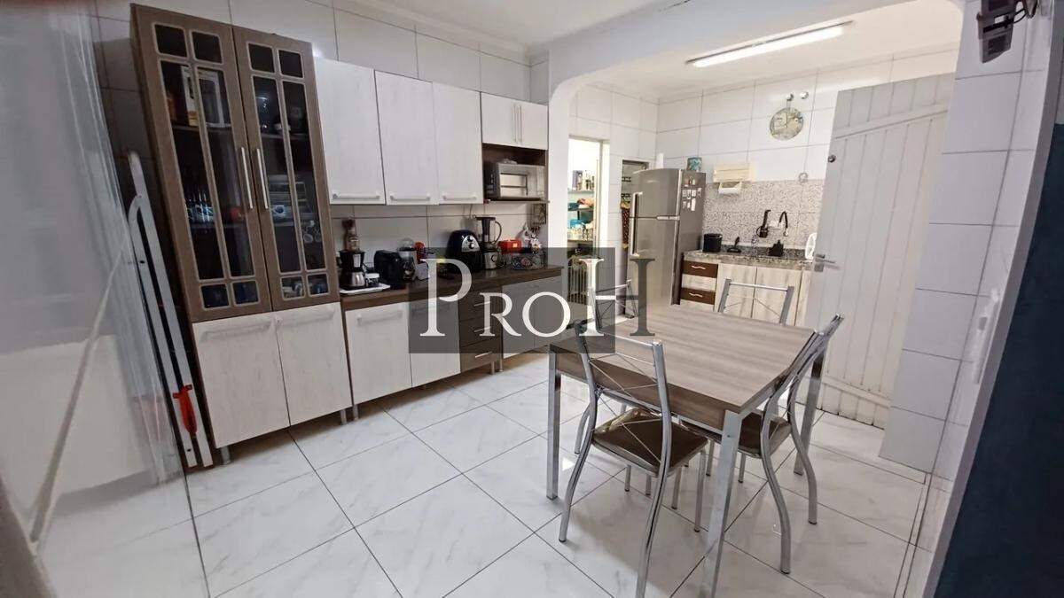 Casa à venda com 2 quartos, 145m² - Foto 6