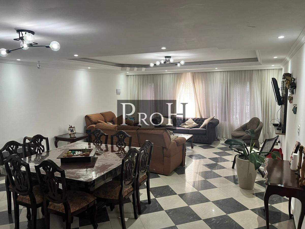 Sobrado, 3 quartos, 442 m² - Foto 1