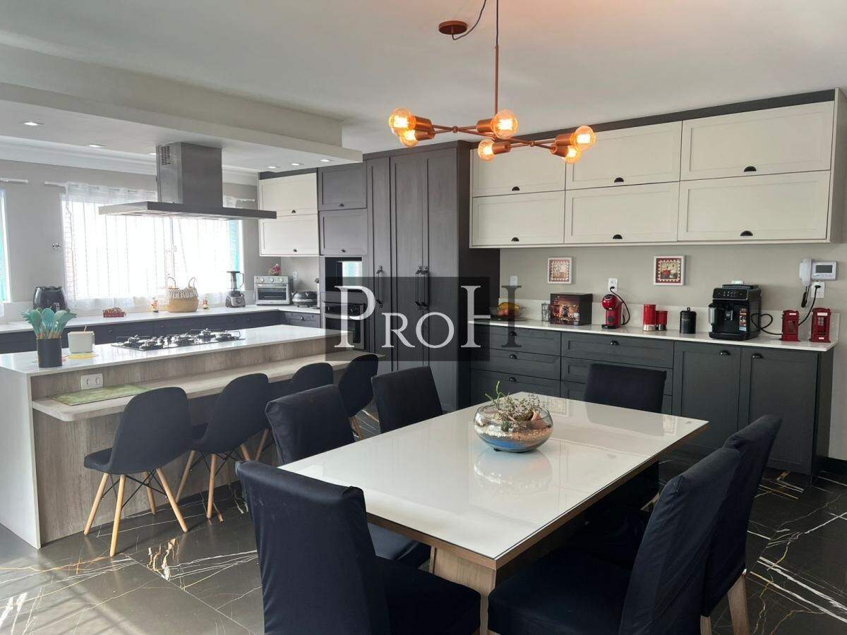 Sobrado, 3 quartos, 442 m² - Foto 4