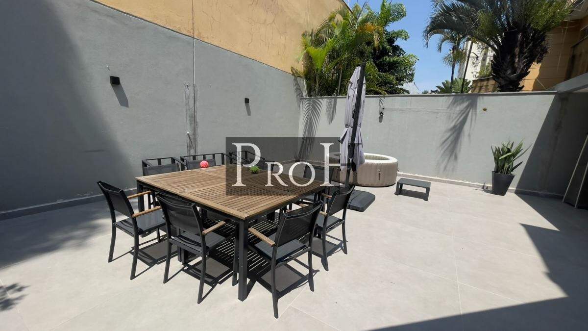 Sobrado à venda com 3 quartos, 220m² - Foto 18