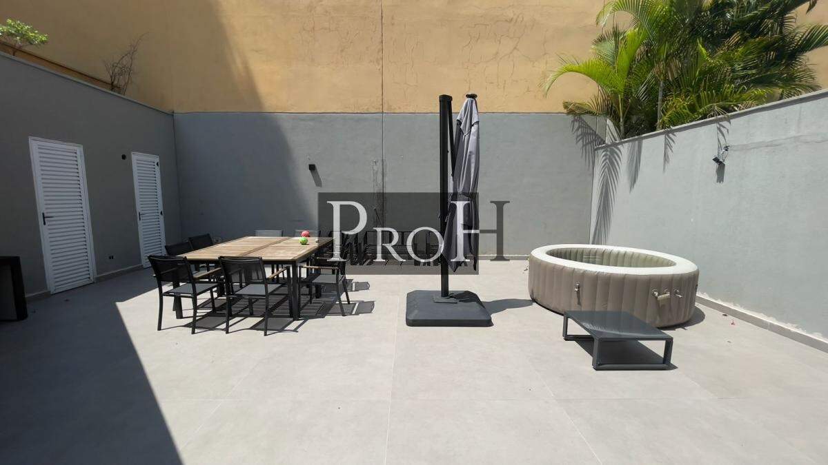 Sobrado à venda com 3 quartos, 220m² - Foto 17